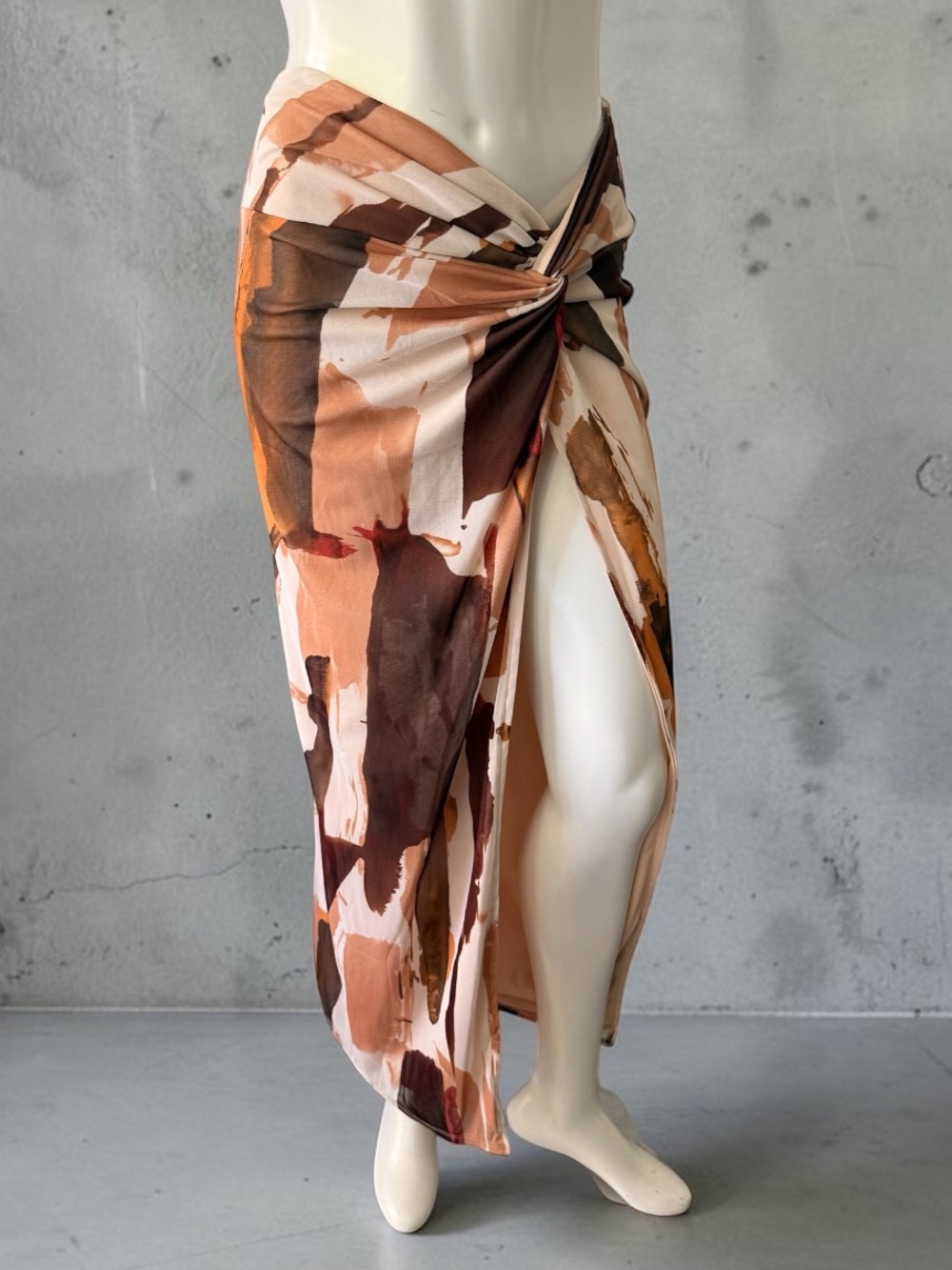 New! 13TH TRIBE Mesh Sarong Size Medium